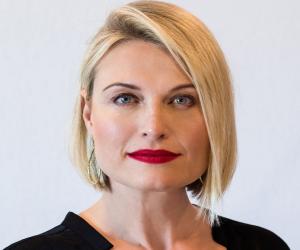 Africa Great Personality tosca musk